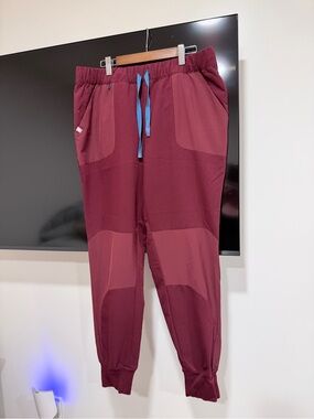 FIGS x Disney Joggers - M